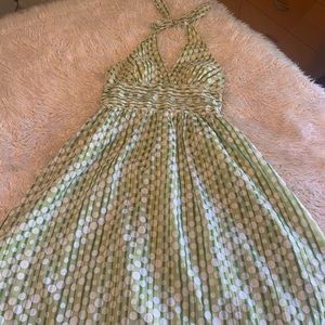 Halter Dress Signature by Robbie Bee Size 6